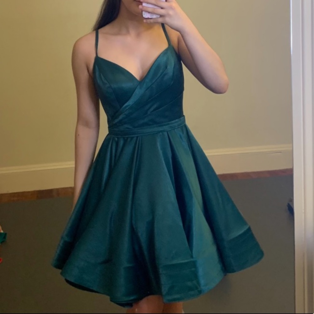Emerald Ieena for Mac Duggal Cocktail Dress